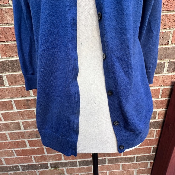 Old Navy royal blue button up cardigan, size large - Picture 3 of 9